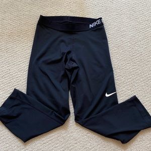 Nike Dri-fit cropped leggings